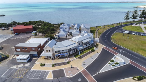 Aloha Waterfront Properties - Accommodation Yamba 0