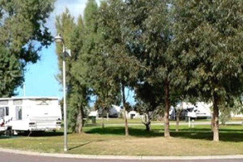 ARNO BAY CARAVAN PARK - Accommodation Yamba 1