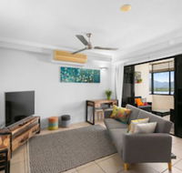 Chic City Apartment w Waterfront Views - Accommodation Yamba