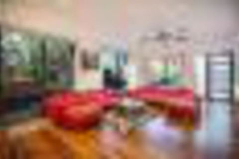 Luxurious Family Seaside Escape Linen & Free WiFi - Accommodation Yamba 3