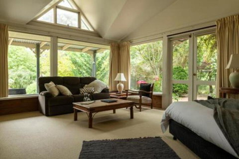 In The Valley - Accommodation Yamba 2