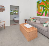 A Touch of the Bahamas on McKenzie MK3 - Accommodation Yamba