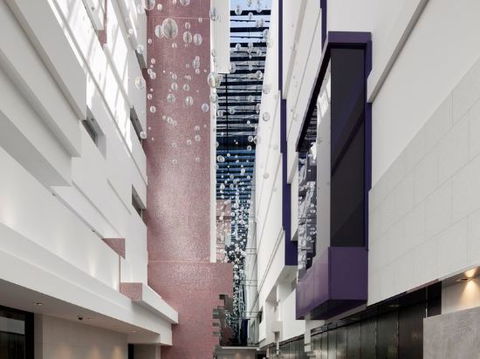 Melbourne Port Wharf Big Bed Room - Accommodation Yamba 5