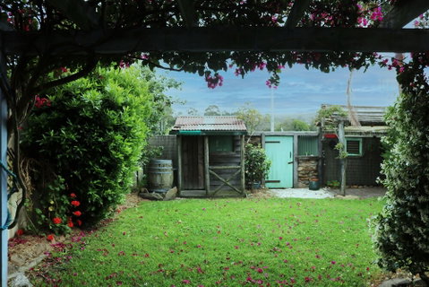 Alloway - Accommodation Yamba 0