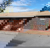 Ocean Beach Chalet 18 - Accommodation Yamba