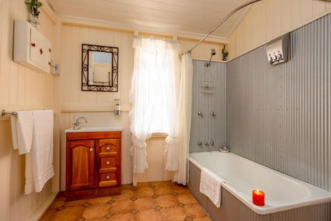 Dillons Cottage - Accommodation Yamba 2