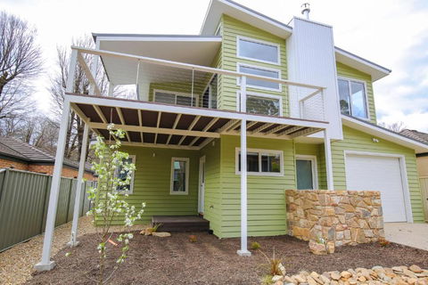 A Pear Tree Loft - Accommodation Yamba 6