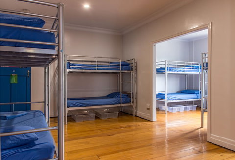 Joes Place Backpackers - Accommodation Yamba 0