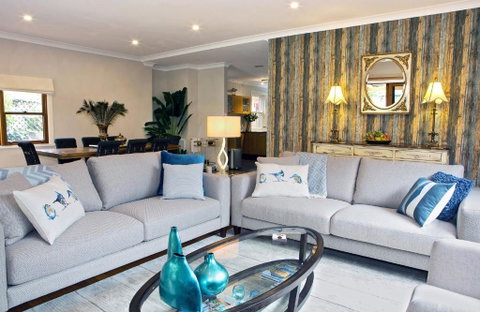 The Orange Fox - Accommodation Yamba 4