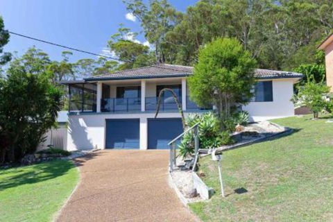 Kallaroo Street 3 Corlette - Accommodation Yamba 5