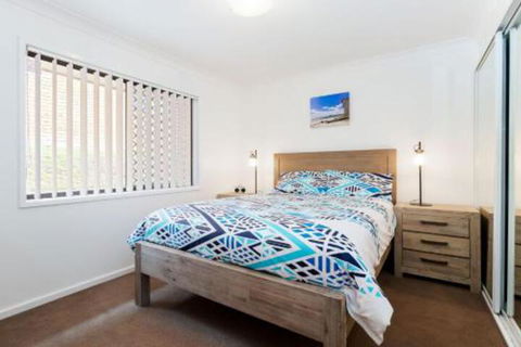 Kallaroo Street 3 Corlette - Accommodation Yamba 3