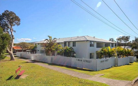 Main Break 1 1 Main Street - Accommodation Yamba 2