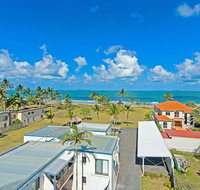 Driftwood On The Beach - Accommodation Yamba
