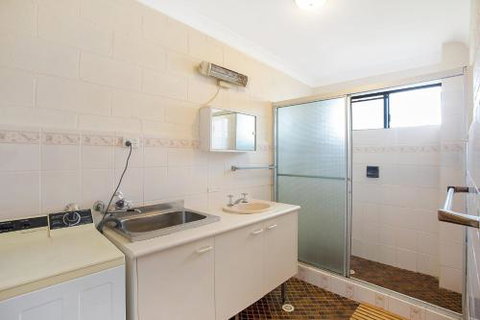 Apollo Unit 14 - Accommodation Yamba 4