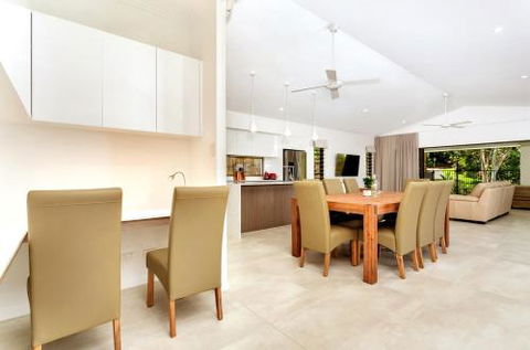 PARKVIEW At PALM COVE - Accommodation Yamba 1