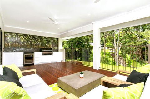 PARKVIEW At PALM COVE - Accommodation Yamba 0