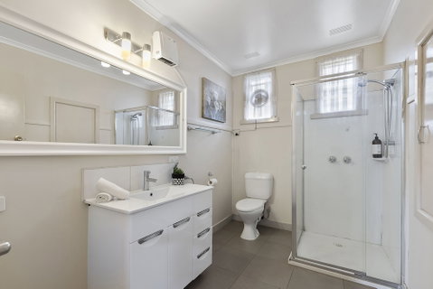 The Gazebo Place - Spacious 4 Bedroom Near Murray River - Accommodation Yamba 4