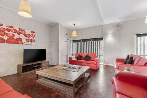 The Gazebo Place - Spacious 4 Bedroom Near Murray River - Accommodation Yamba 2