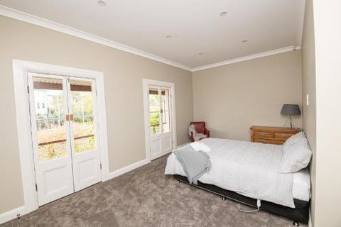 Heritage Bowen Terrace ?3 Bed 2 Bath Walk To CBD - Accommodation Yamba 1