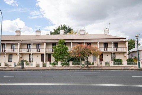 Heritage Bowen Terrace ?3 Bed 2 Bath Walk To CBD - Accommodation Yamba 6
