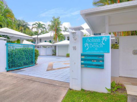 Walk To The Ocean In Five Minutes - Accommodation Yamba 6