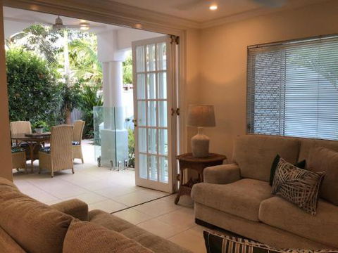 Walk To The Ocean In Five Minutes - Accommodation Yamba 0