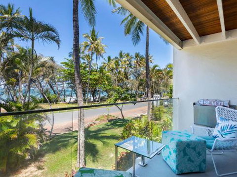 Absolute Beachfront - Accommodation Yamba 5
