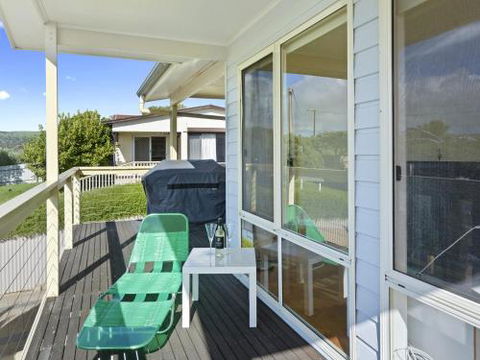 VALLEY VIEWS 10 Valley Heights Drive - Accommodation Yamba 1