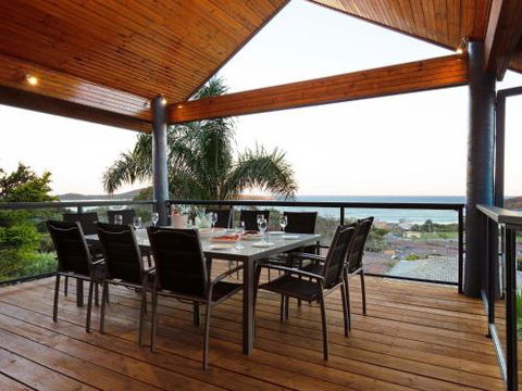 Venabu On Garuwa 20 Garuwa Street Spectacular House With Fabulous Views - Accommodation Yamba 4