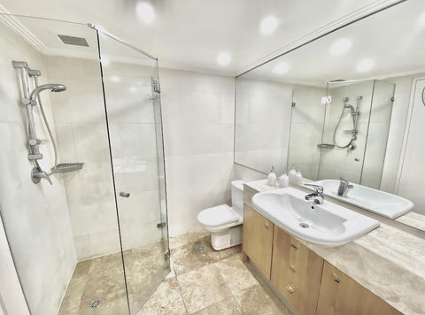 BELLEVUE GARDEN OASIS-hosted By L'Abode - Accommodation Yamba 2