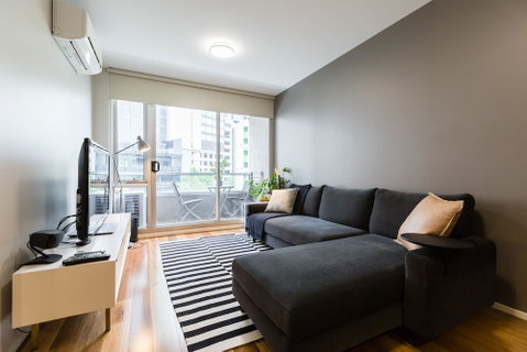 SANDRA, 1BDR Carlton Apartment - Accommodation Yamba 5