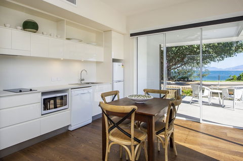 Reflections Villa 1 - Accommodation Yamba 2