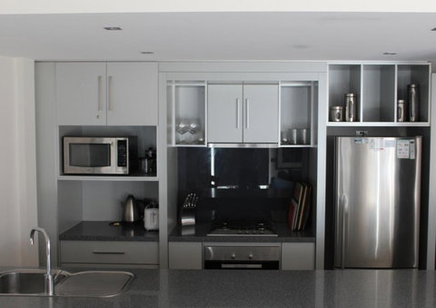 Ropers Apartments - Accommodation Yamba 2