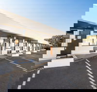 Nightcap at Monash Hotel - Accommodation Yamba