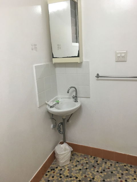 Flinders Motel - Accommodation Yamba 4