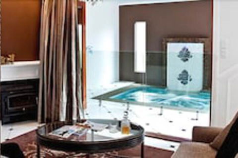 The Castle On Tamborine - Accommodation Yamba 4
