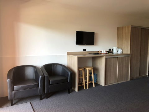 Huskisson Beach Motel - Accommodation Yamba 2