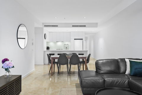 Melbourne Holiday Apartments Flinders Wharf - Accommodation Yamba 1