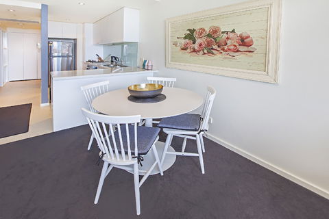 Melbourne Holiday Apartments Flinders Wharf - Accommodation Yamba 4