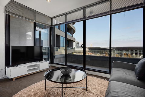Melbourne Holiday Apartments Flinders Wharf - Accommodation Yamba 2