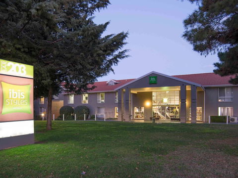 Ibis Styles Canberra - Accommodation Yamba 0
