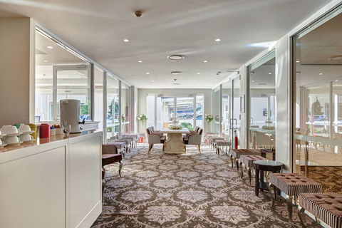 International Hotel Wagga Wagga - Accommodation Yamba 2
