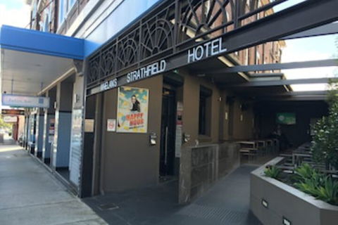 Strathfield Hotel - Accommodation Yamba 0