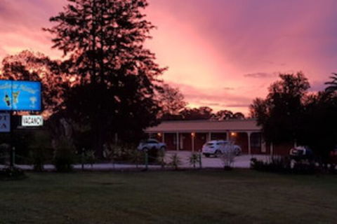 Walkabout Motel - Accommodation Yamba 0