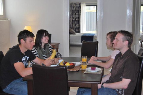 Brayfield Cottage - Accommodation Yamba 4