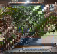 Caves House Hotel and Apartments - Accommodation Yamba