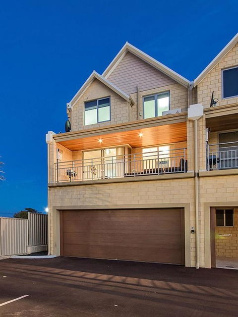 Serenity On The Terrace - Accommodation Yamba 0