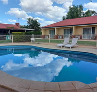 Emerald Explorers Inn - Accommodation Yamba