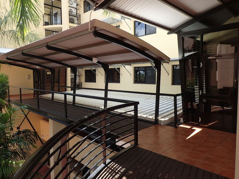 Darwin Deluxe Apartments - Accommodation Yamba 1
