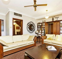 Mandalay Luxury Stay - Accommodation Yamba